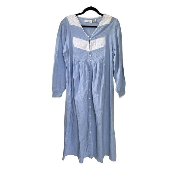 VANITY FAIR Cotton Embroidered Lace Button Front Long Nightgown Pajamas Blue S